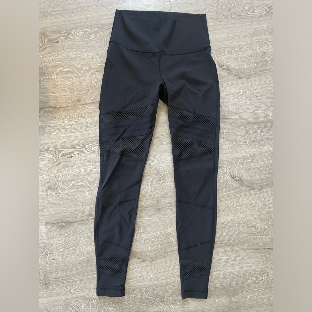 Lululemon black leggings